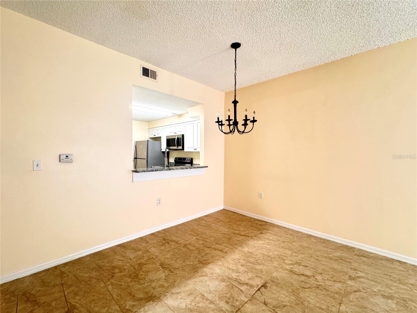 Image 2 of 20 For 10855 Windsor Walk Drive 5101
