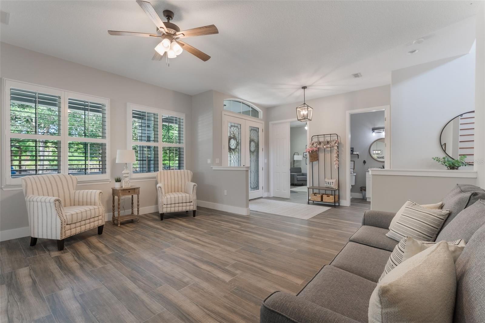 Image 10 of 74 For 10100 Loblolly Pine Circle