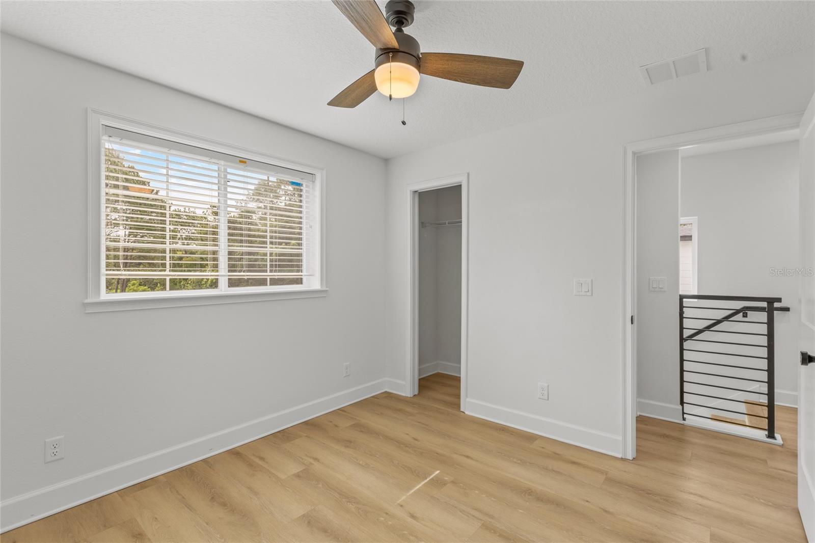 Image 15 of 19 For 1002 Farmstead Street