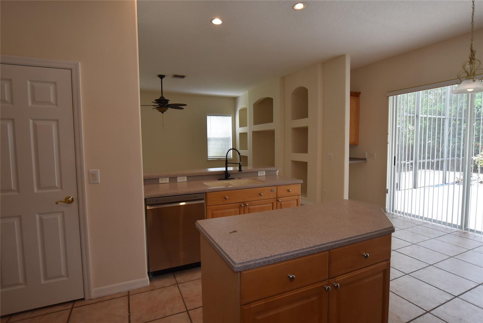Image 4 of 56 For 9153 Phillips Grove Terrace