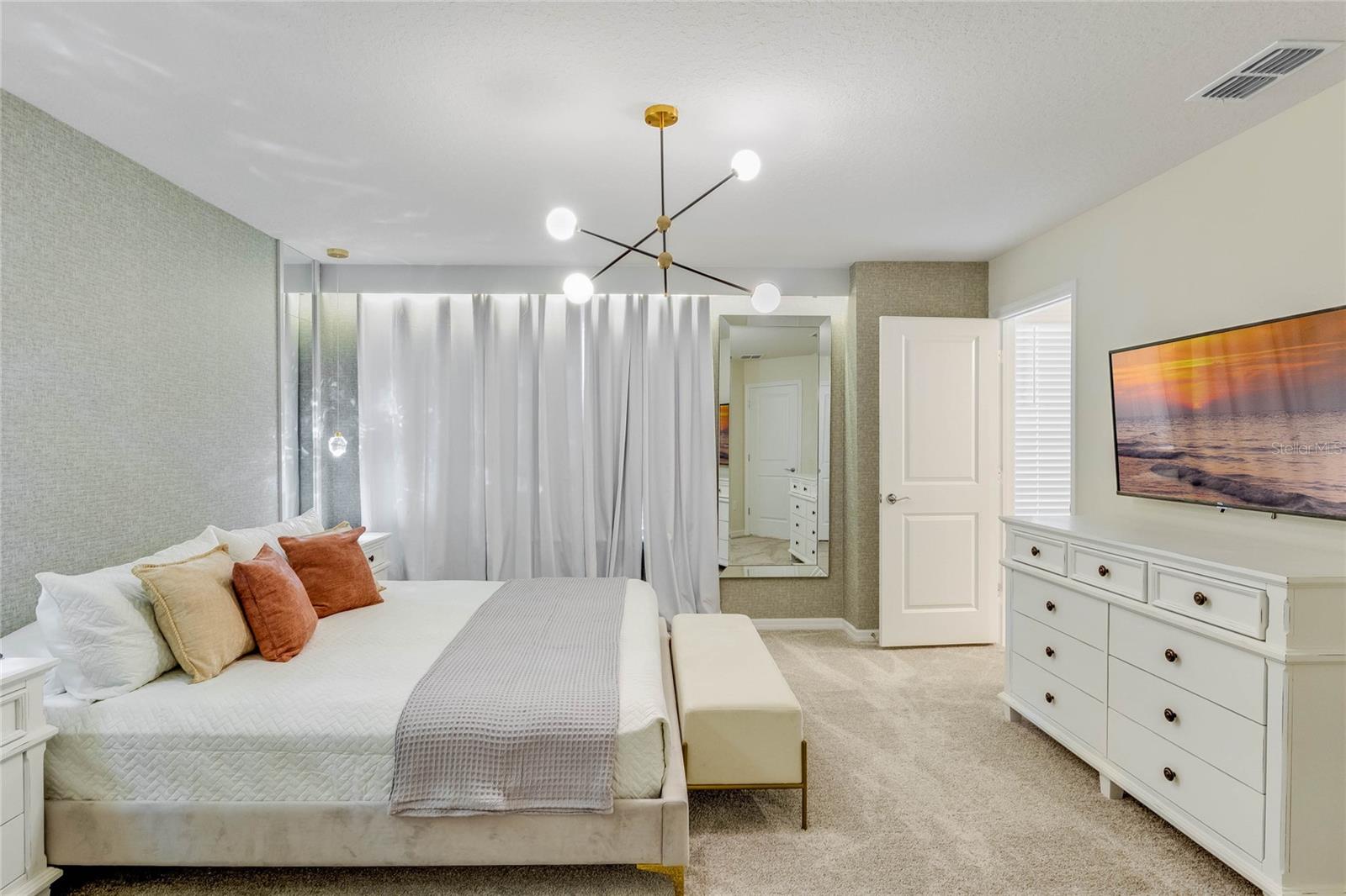 Image 15 of 54 For 1221 Aloha Boulevard