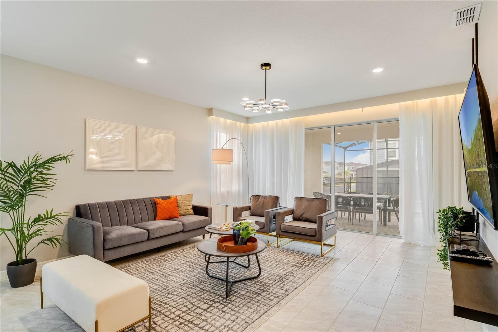 Image 4 of 54 For 1221 Aloha Boulevard
