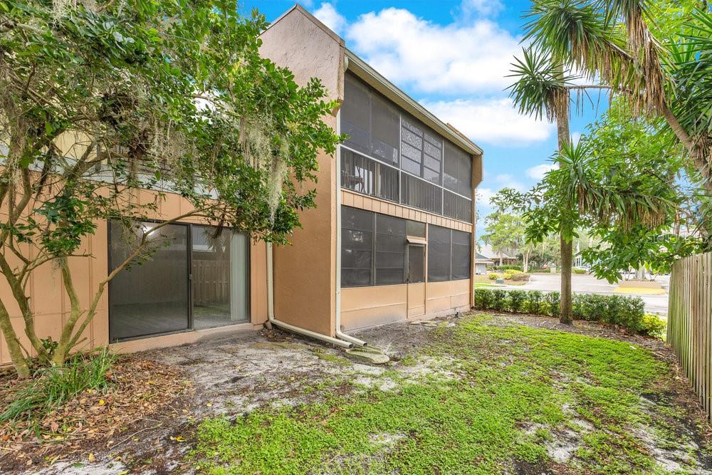 Image 13 of 20 For 419 Sheoah Boulevard 27