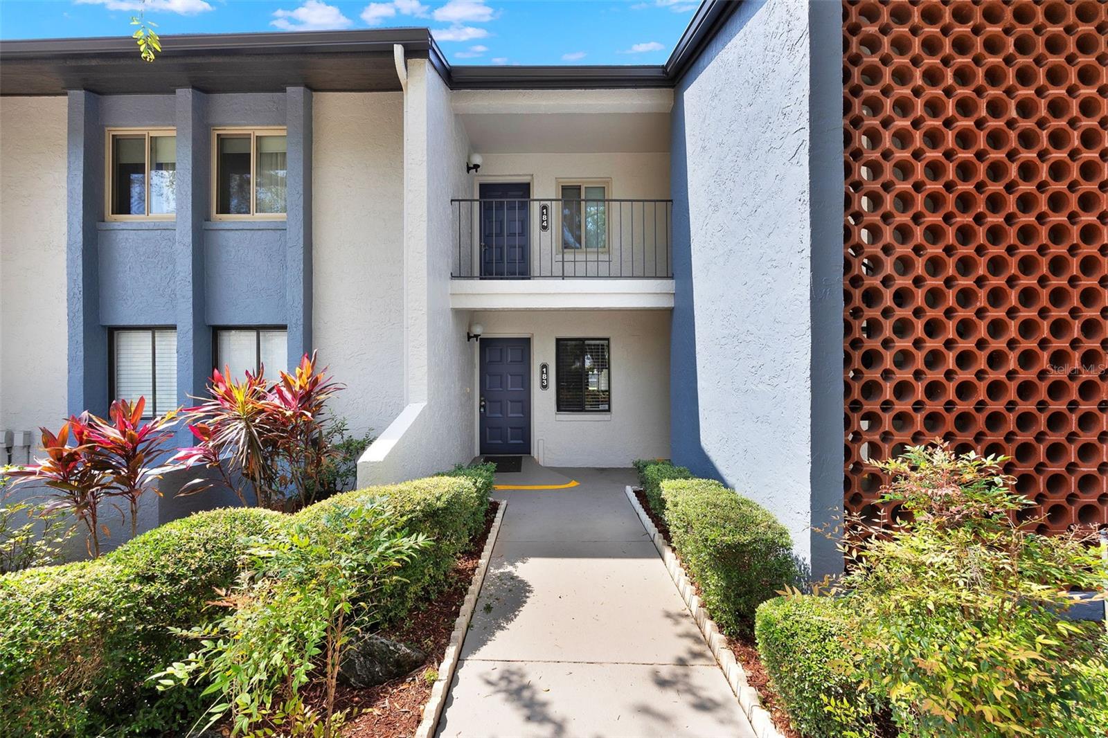 Details for 2 Escondido Circle 183, ALTAMONTE SPRINGS, FL 32701