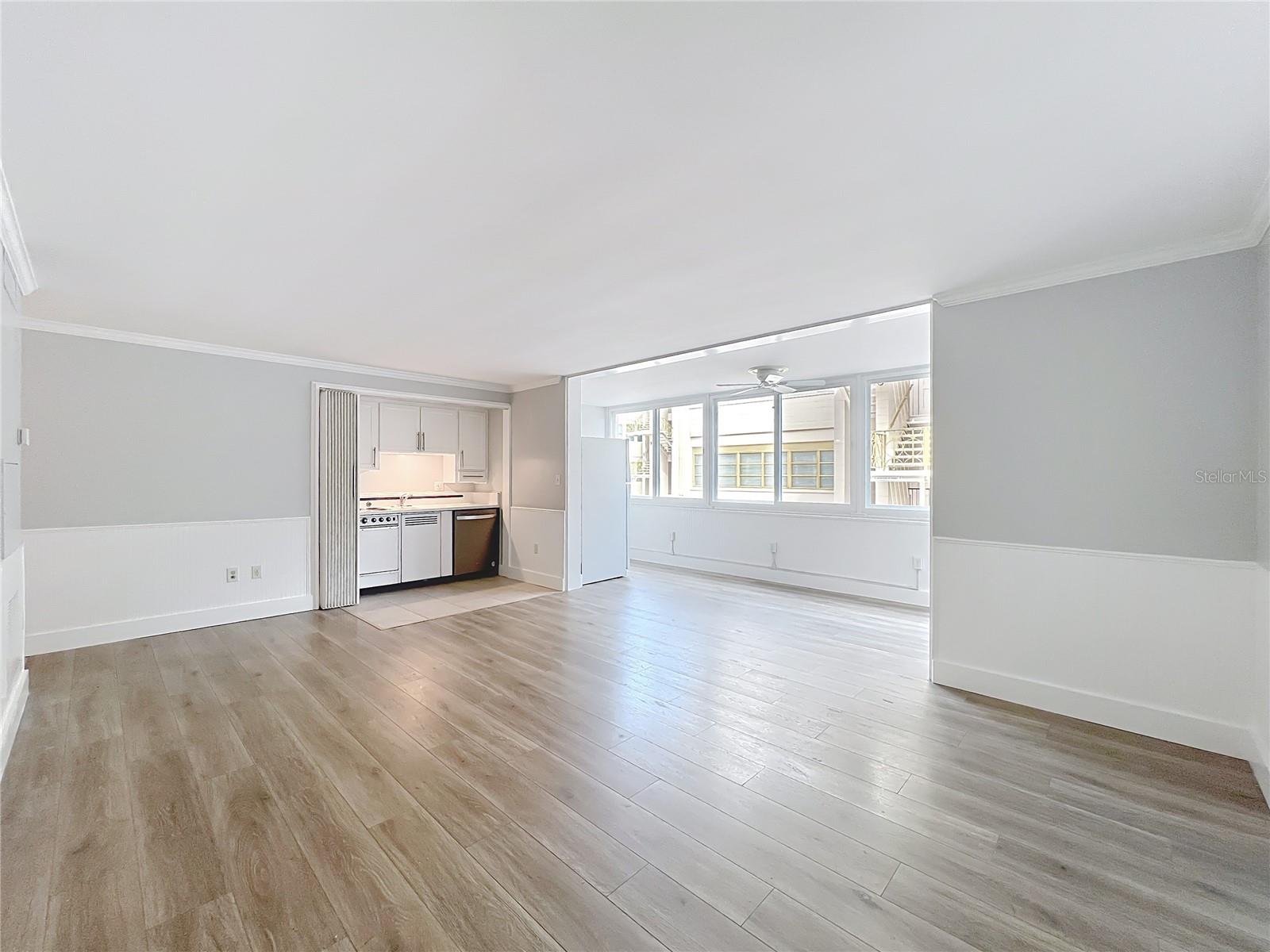 Image 26 of 40 For 311 Morse Boulevard 7-5