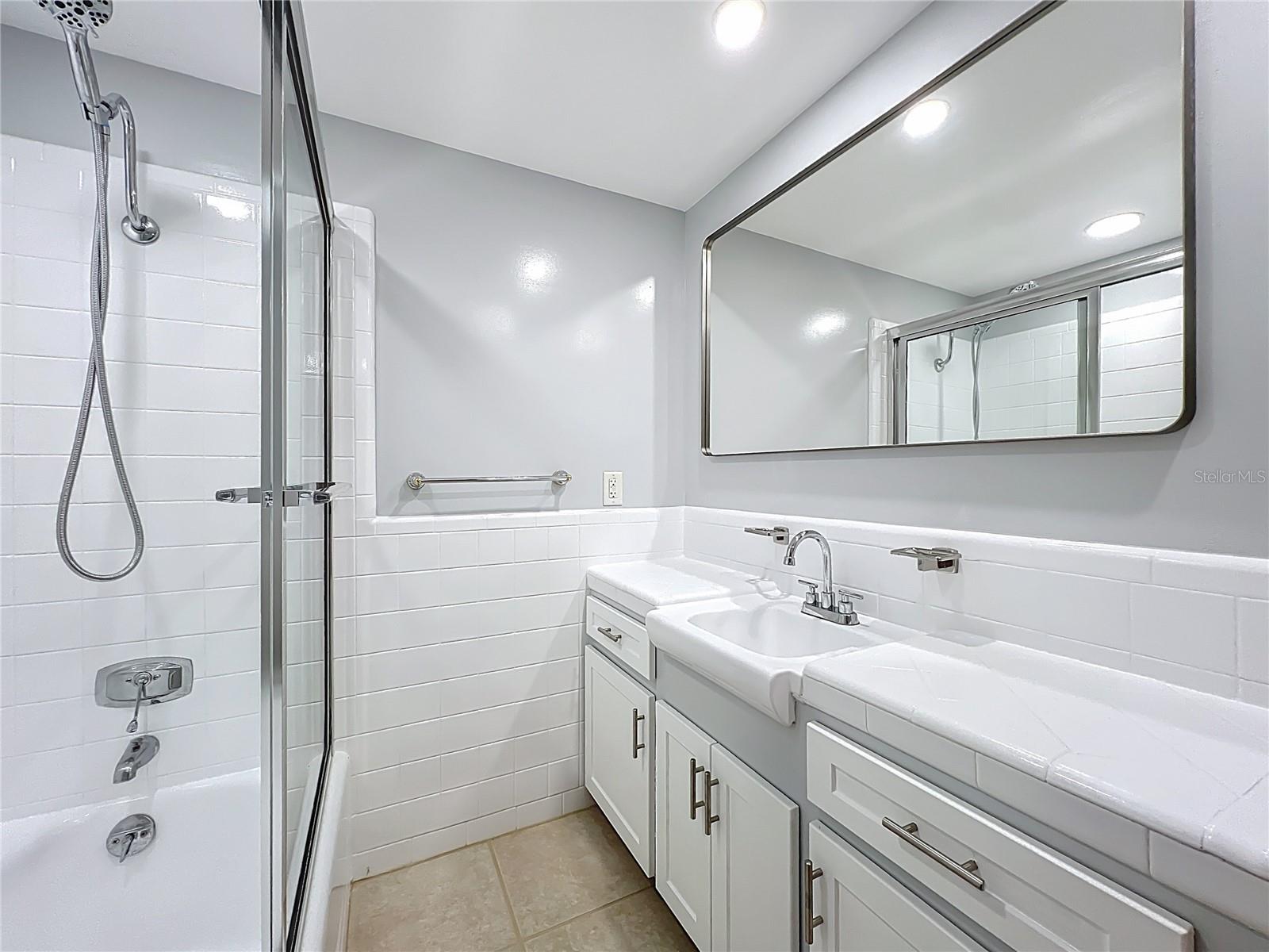 Image 30 of 40 For 311 Morse Boulevard 7-5