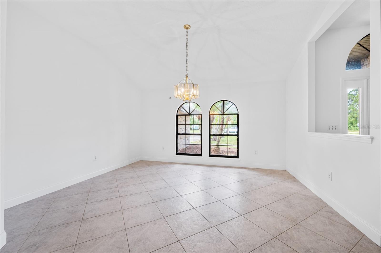 Image 16 of 39 For 4206 Hield Road Nw