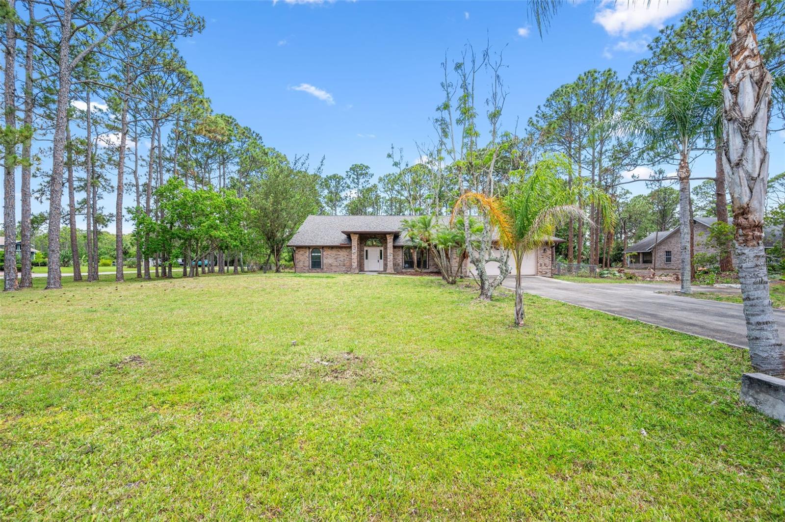 Image 3 of 39 For 4206 Hield Road Nw