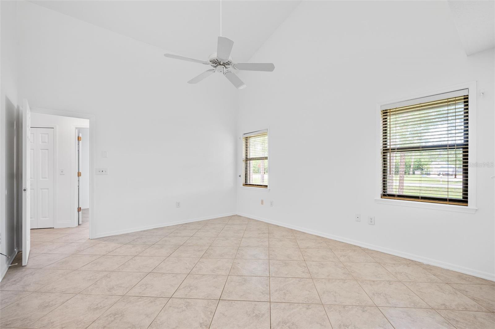 Image 33 of 39 For 4206 Hield Road Nw
