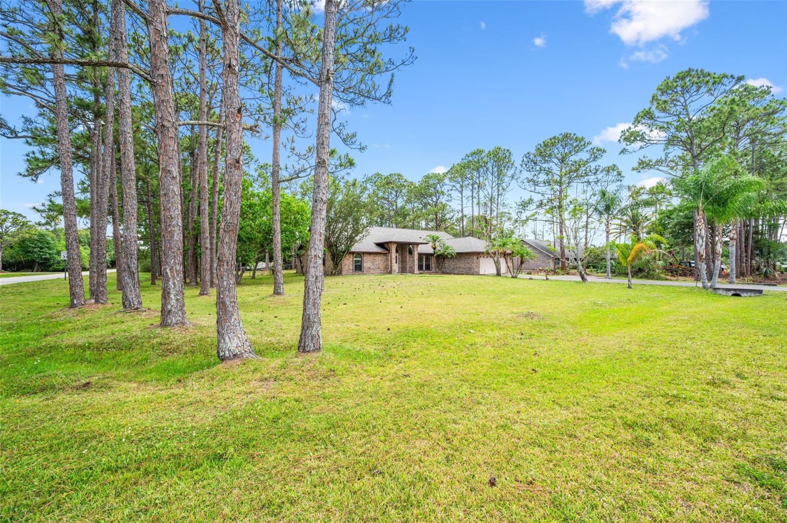 Image 8 of 39 For 4206 Hield Road Nw