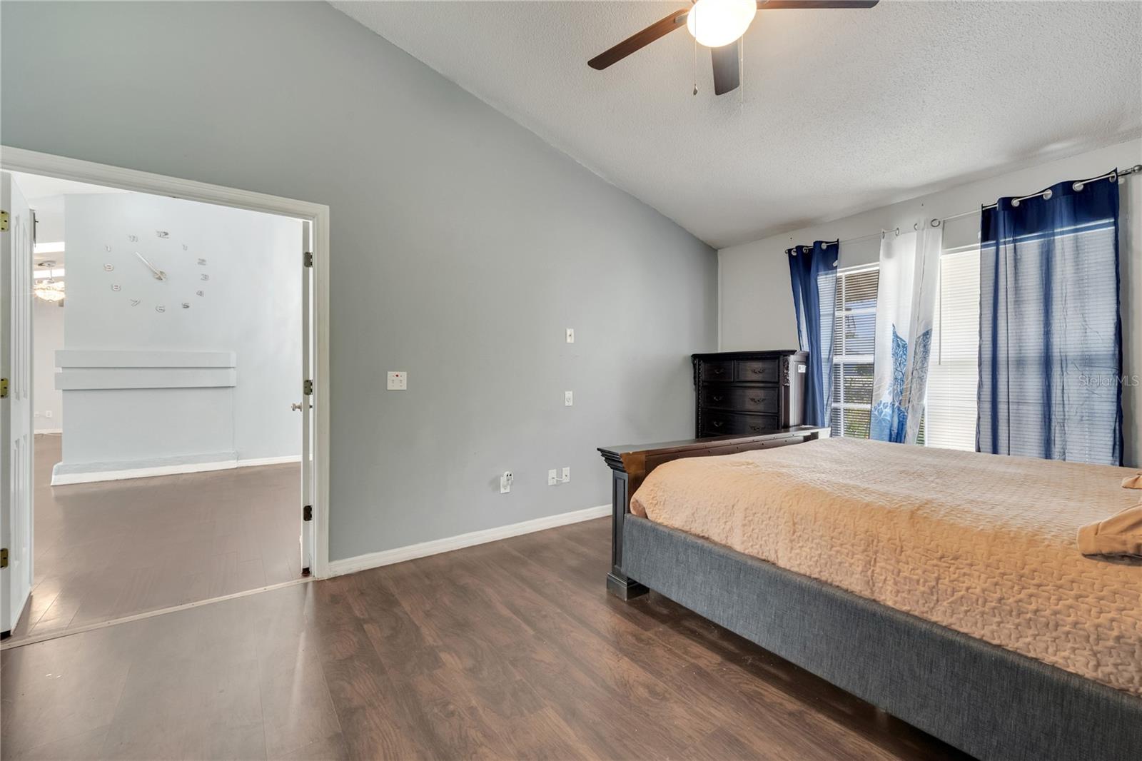 Image 10 of 20 For 6017 Brookhill Court
