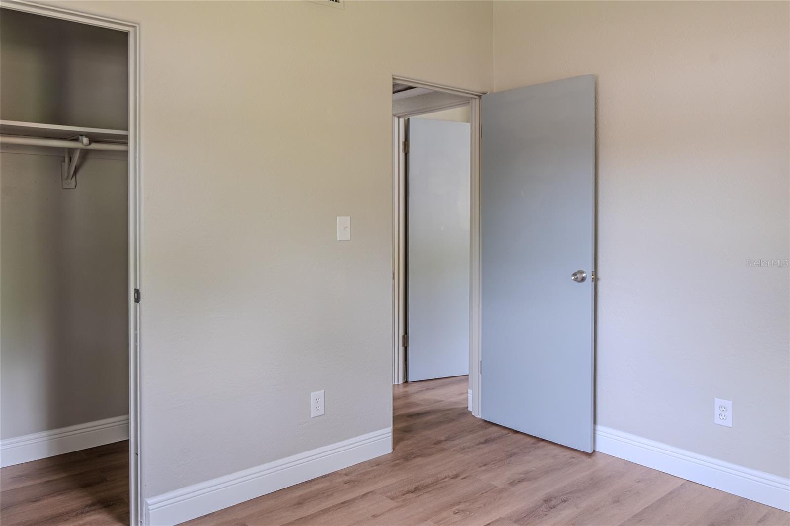Image 28 of 33 For 6203 Candlewood Lane
