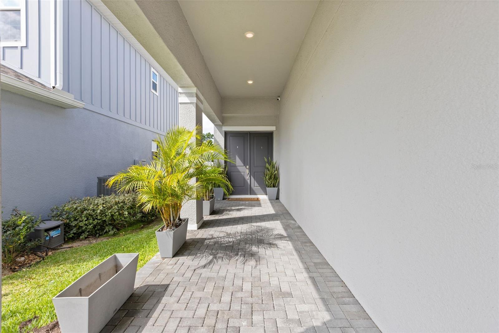 Image 3 of 37 For 14189 Larkspur Lake Drive