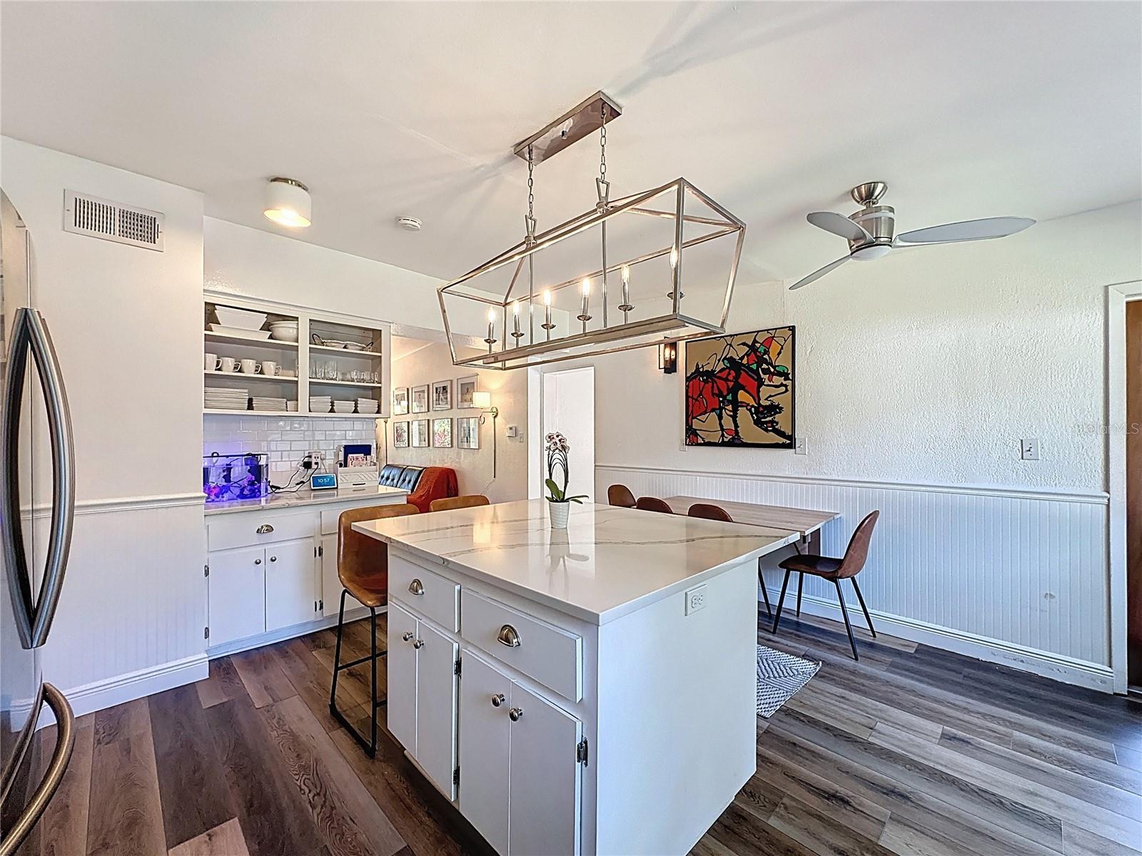 Image 13 of 49 For 2114 Mount Vernon Street