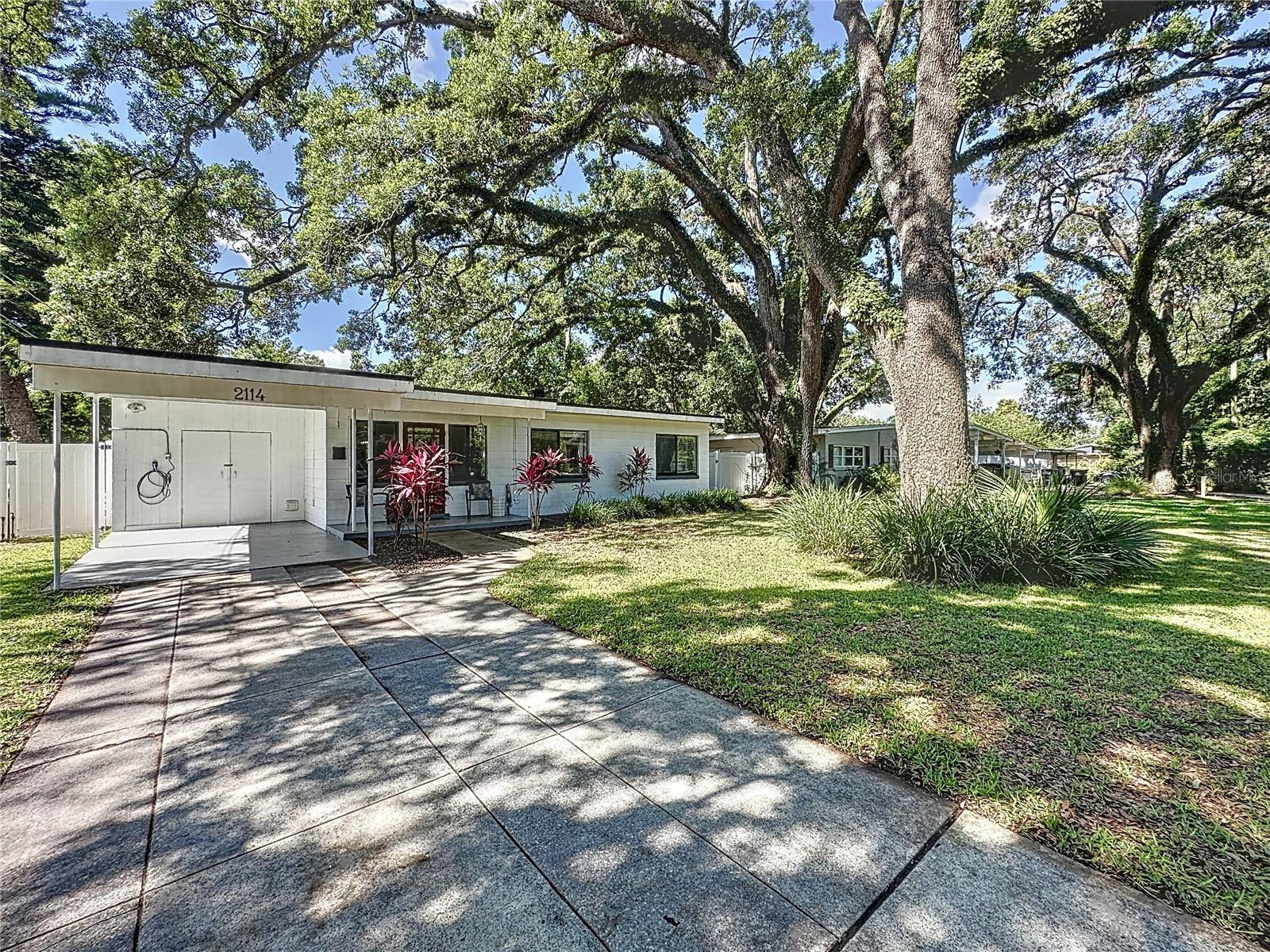 Image 3 of 49 For 2114 Mount Vernon Street