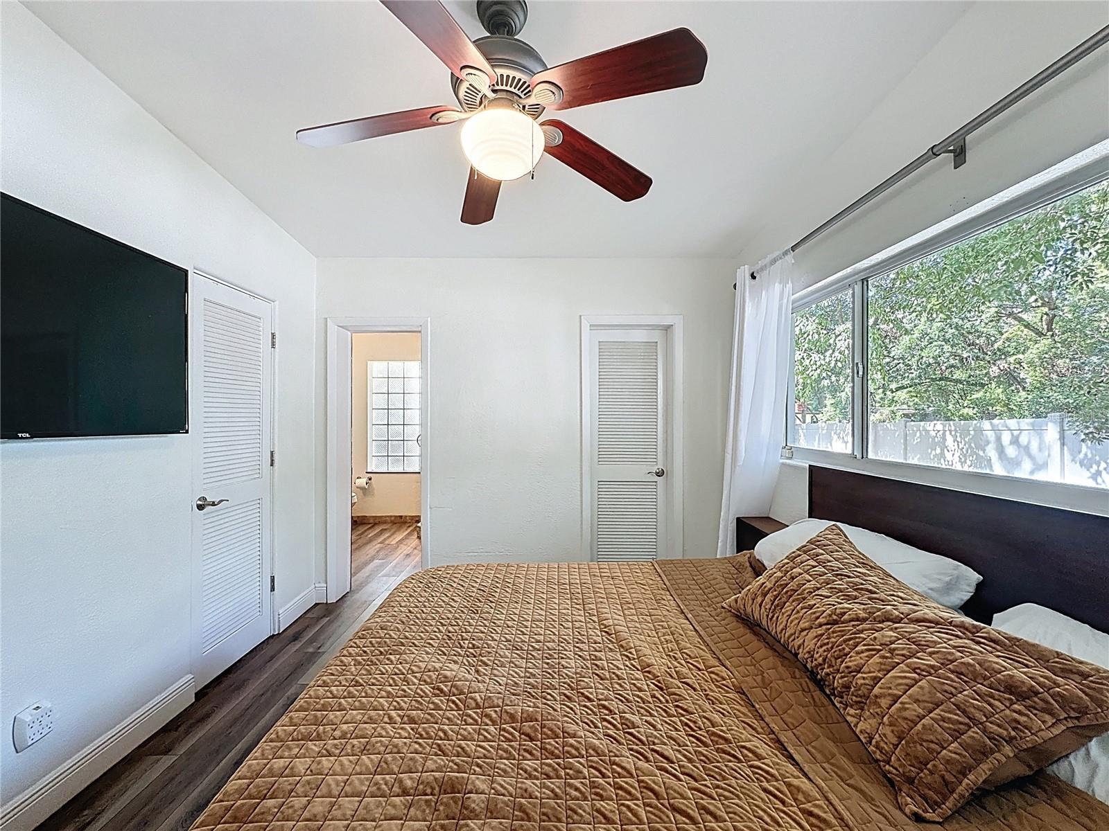 Image 31 of 49 For 2114 Mount Vernon Street