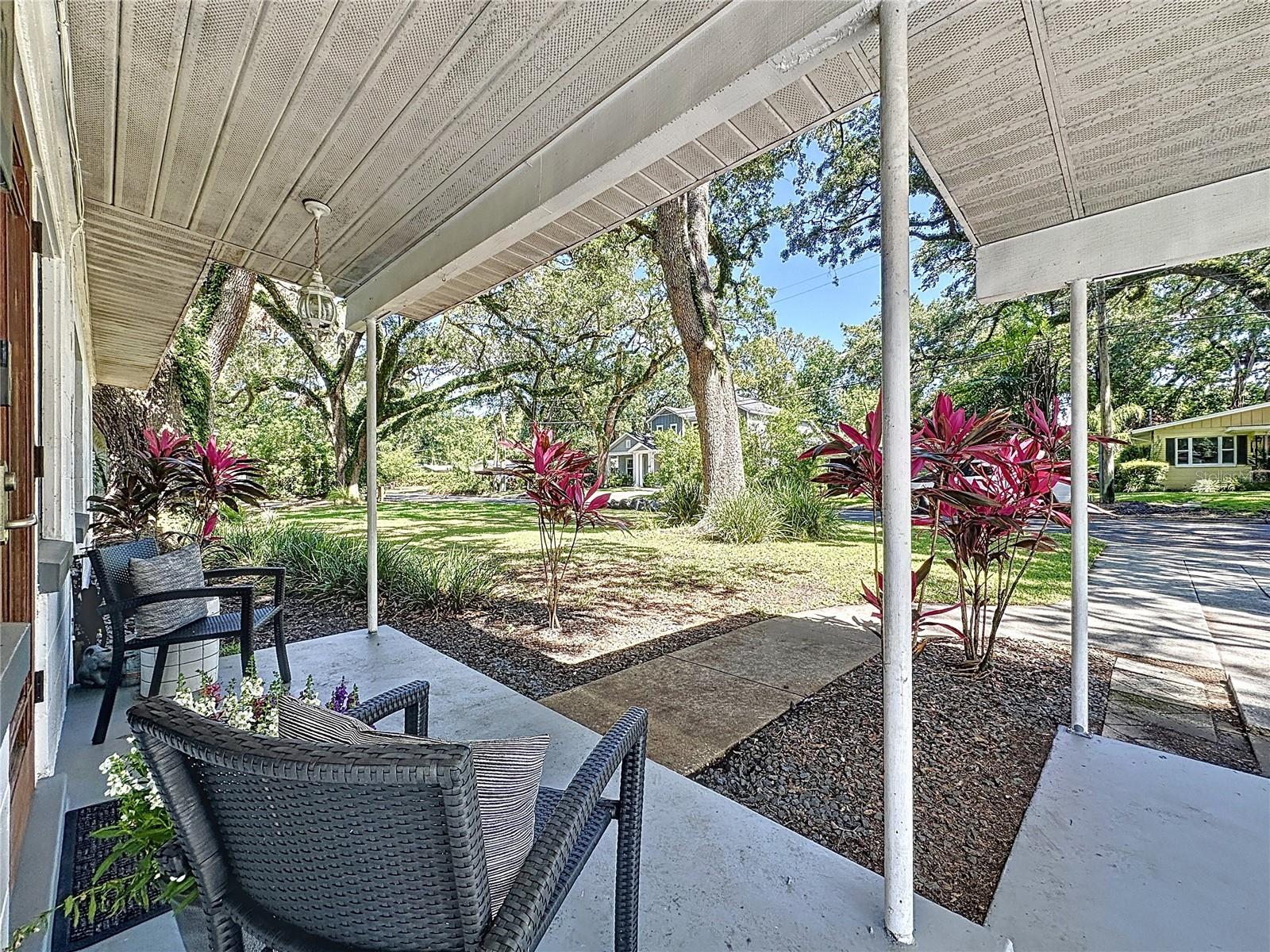Image 5 of 49 For 2114 Mount Vernon Street