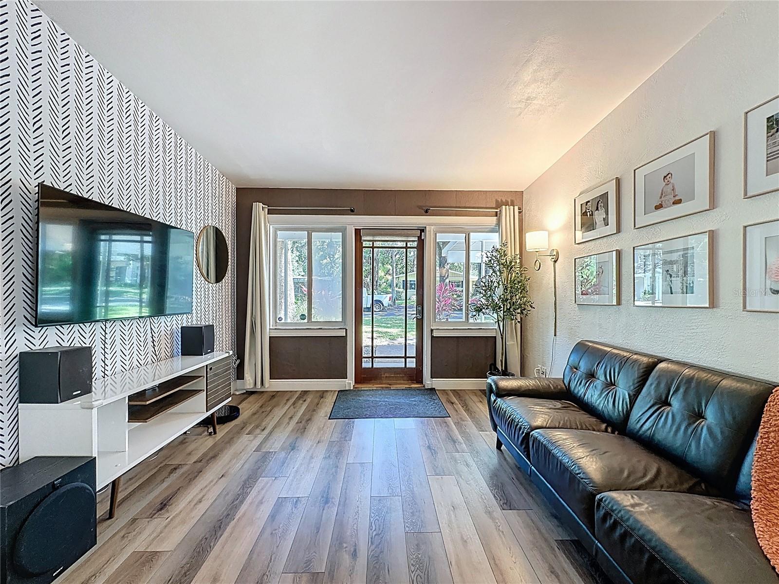 Image 9 of 49 For 2114 Mount Vernon Street