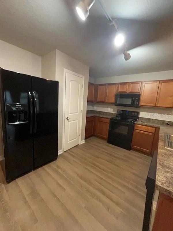 Image 6 of 21 For 312 Fern Court