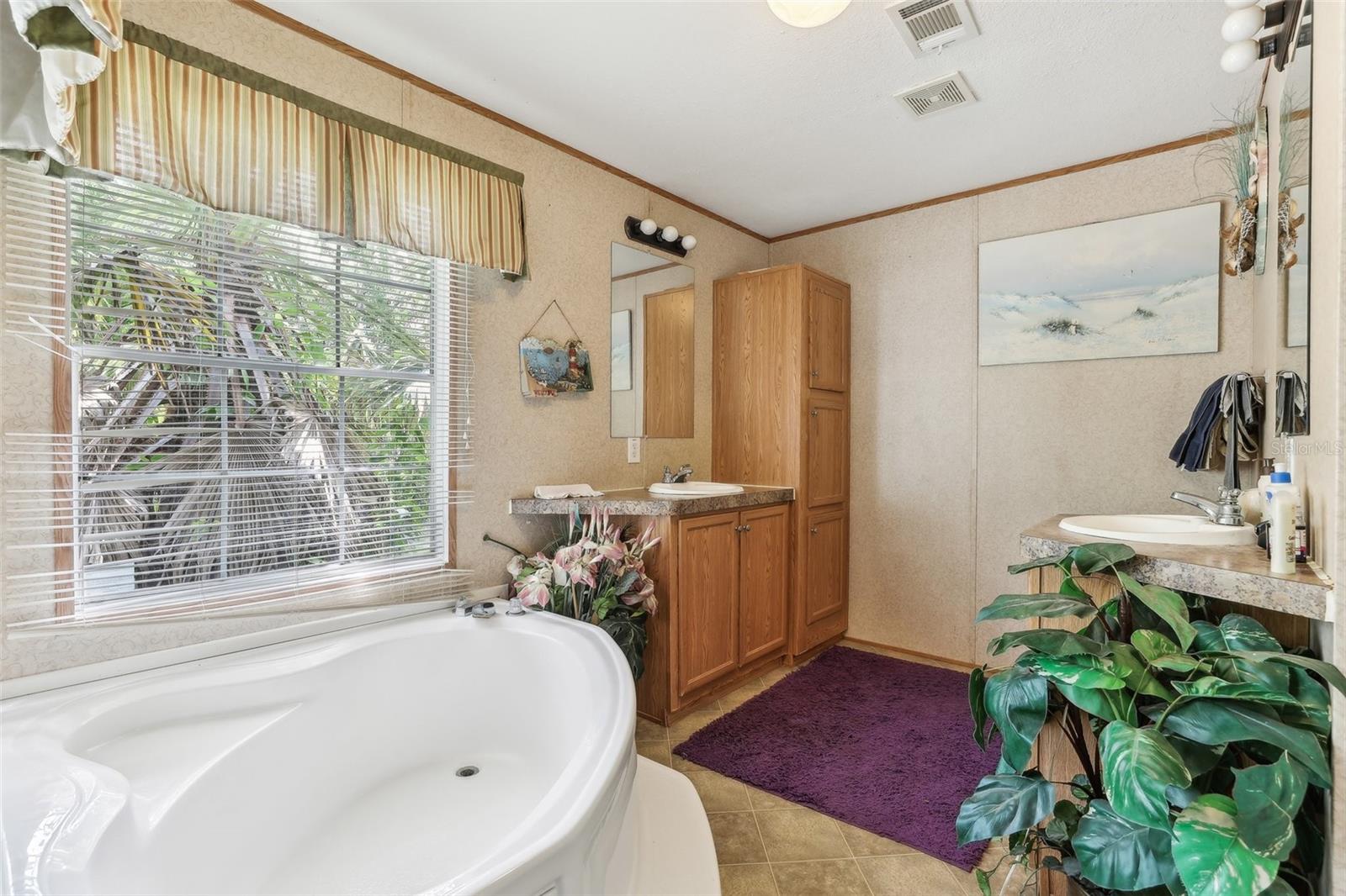Image 17 of 22 For 2229 6th Street
