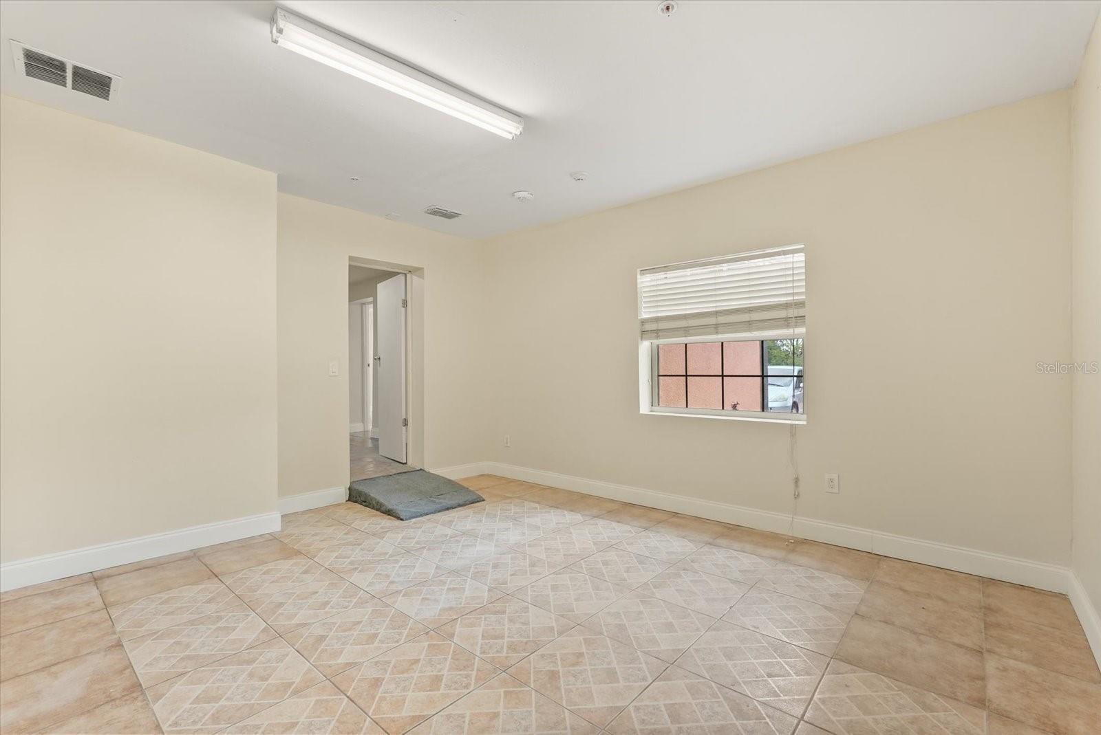 Image 16 of 33 For 1436 22nd Street