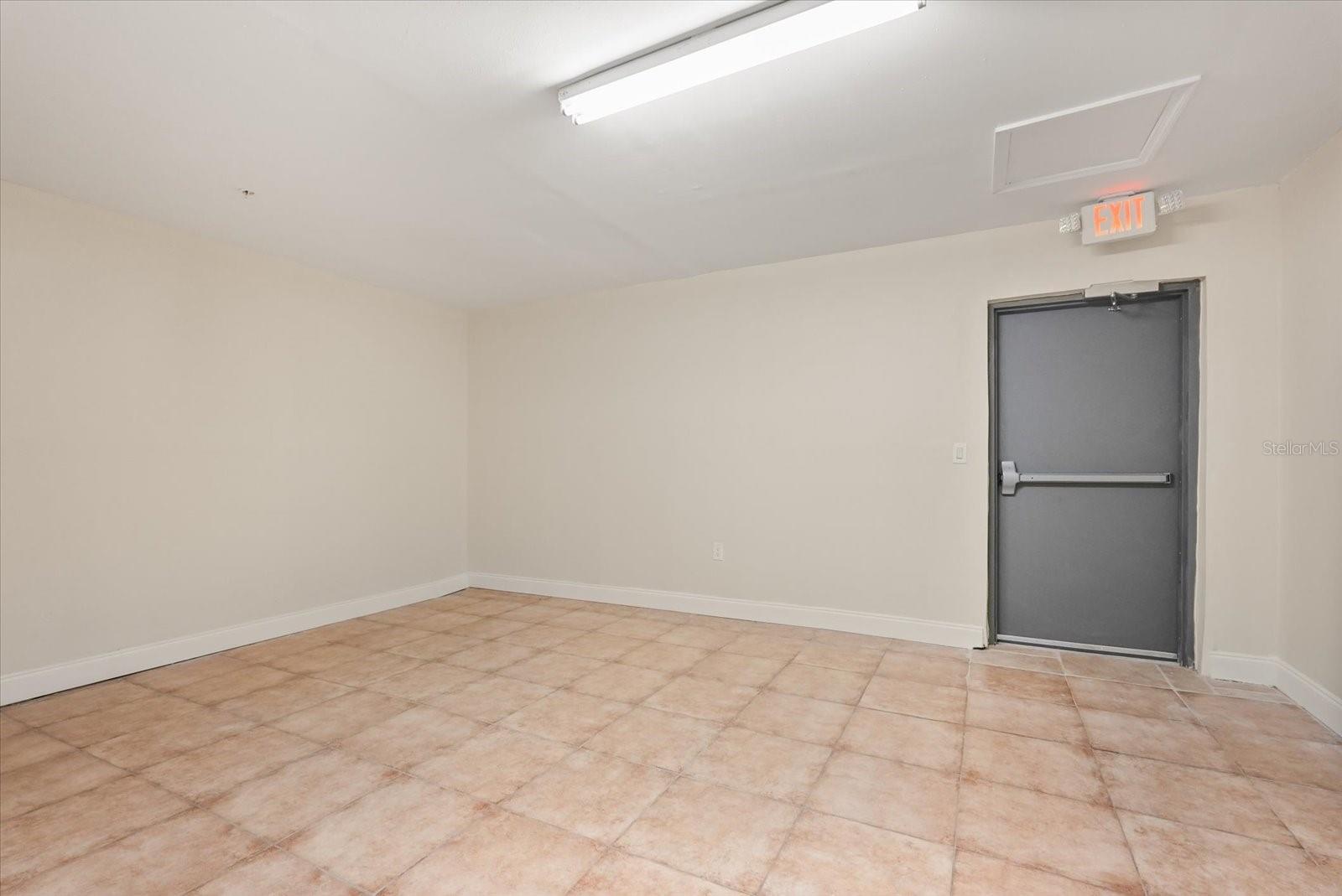 Image 24 of 33 For 1436 22nd Street