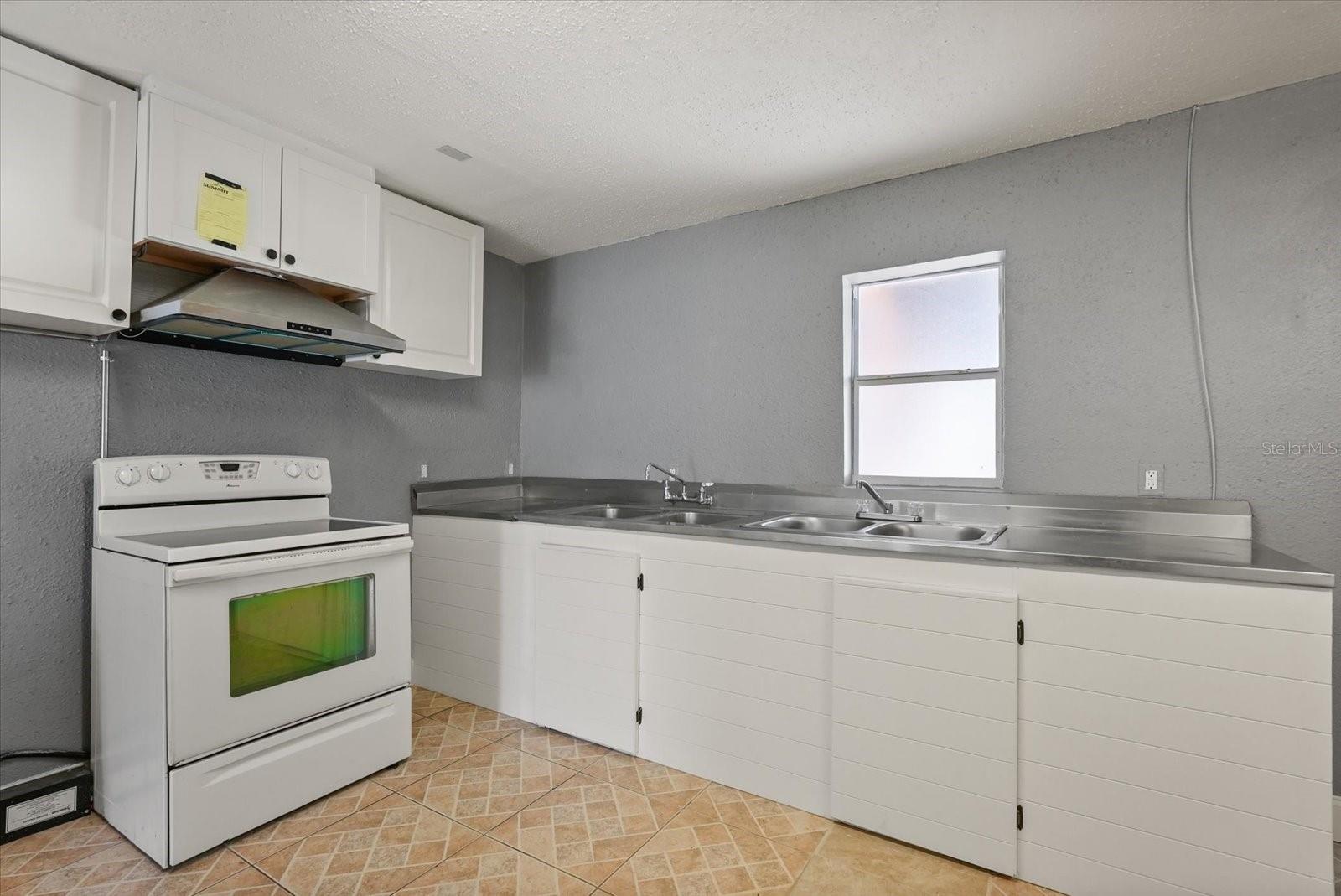 Image 29 of 33 For 1436 22nd Street