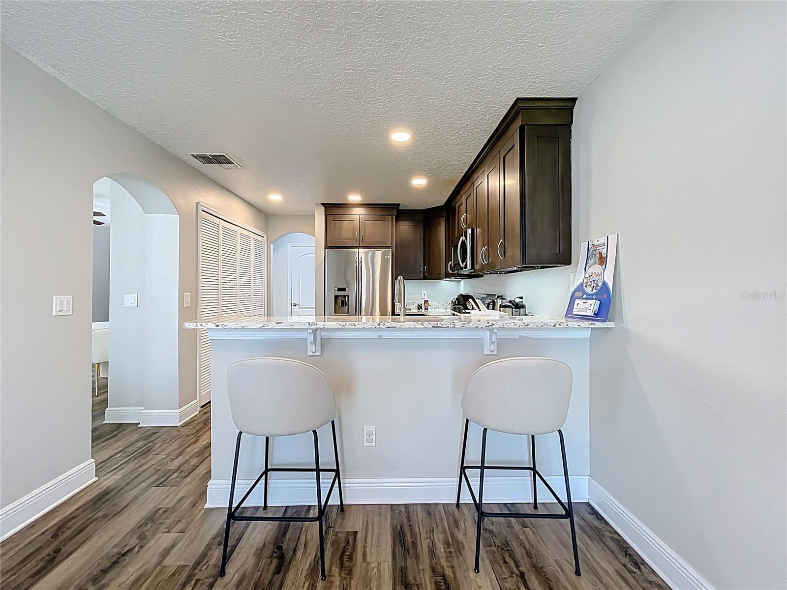 Image 10 of 33 For 15326 Beamleigh Road