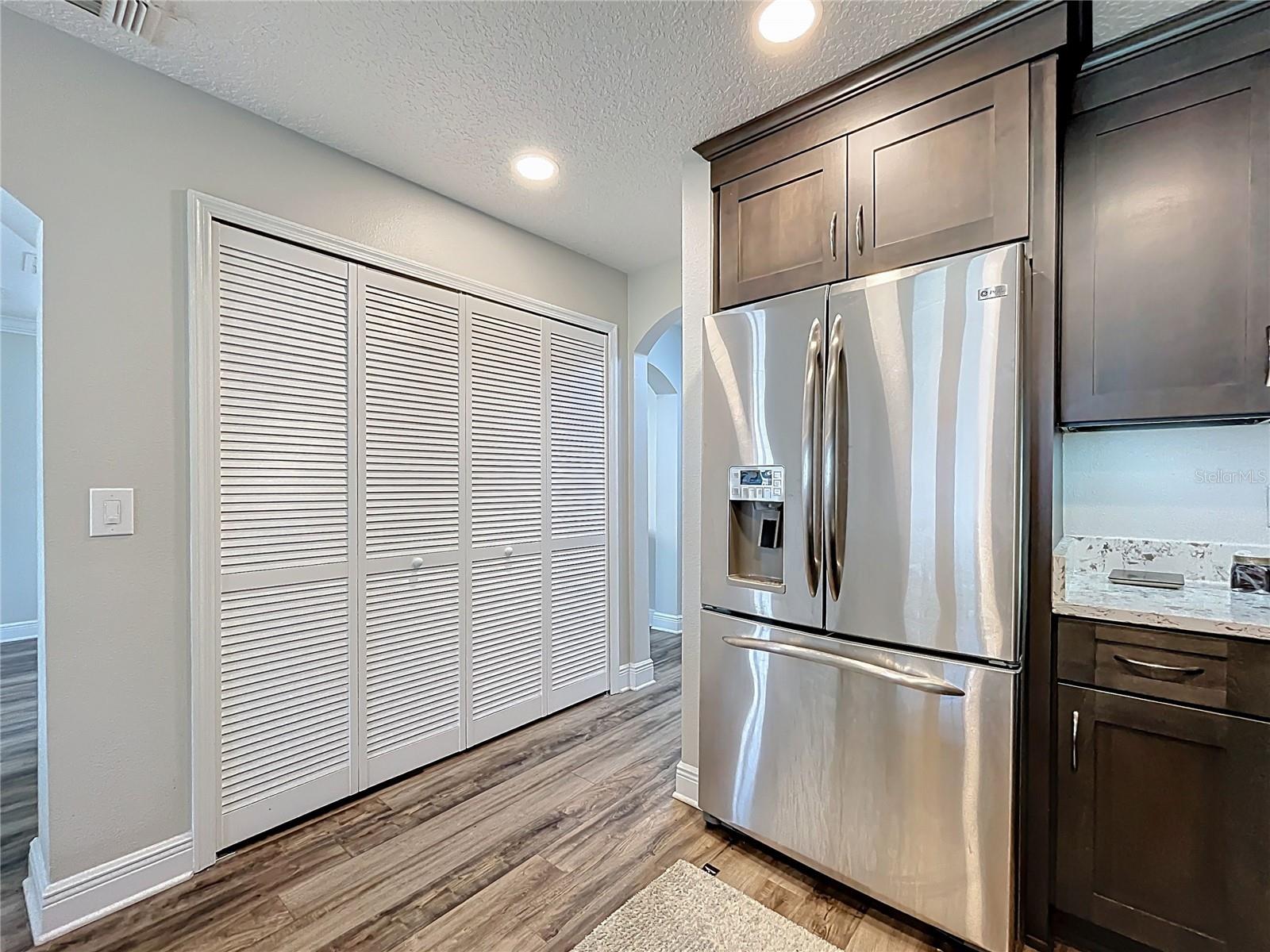 Image 9 of 33 For 15326 Beamleigh Road
