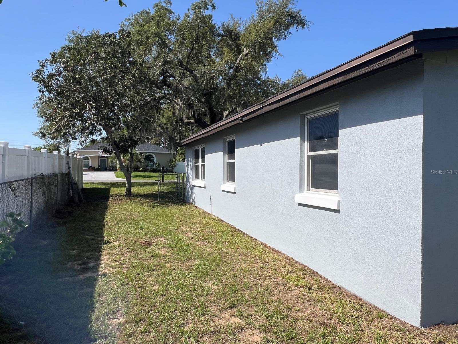 Image 12 of 13 For 306 Palm Street
