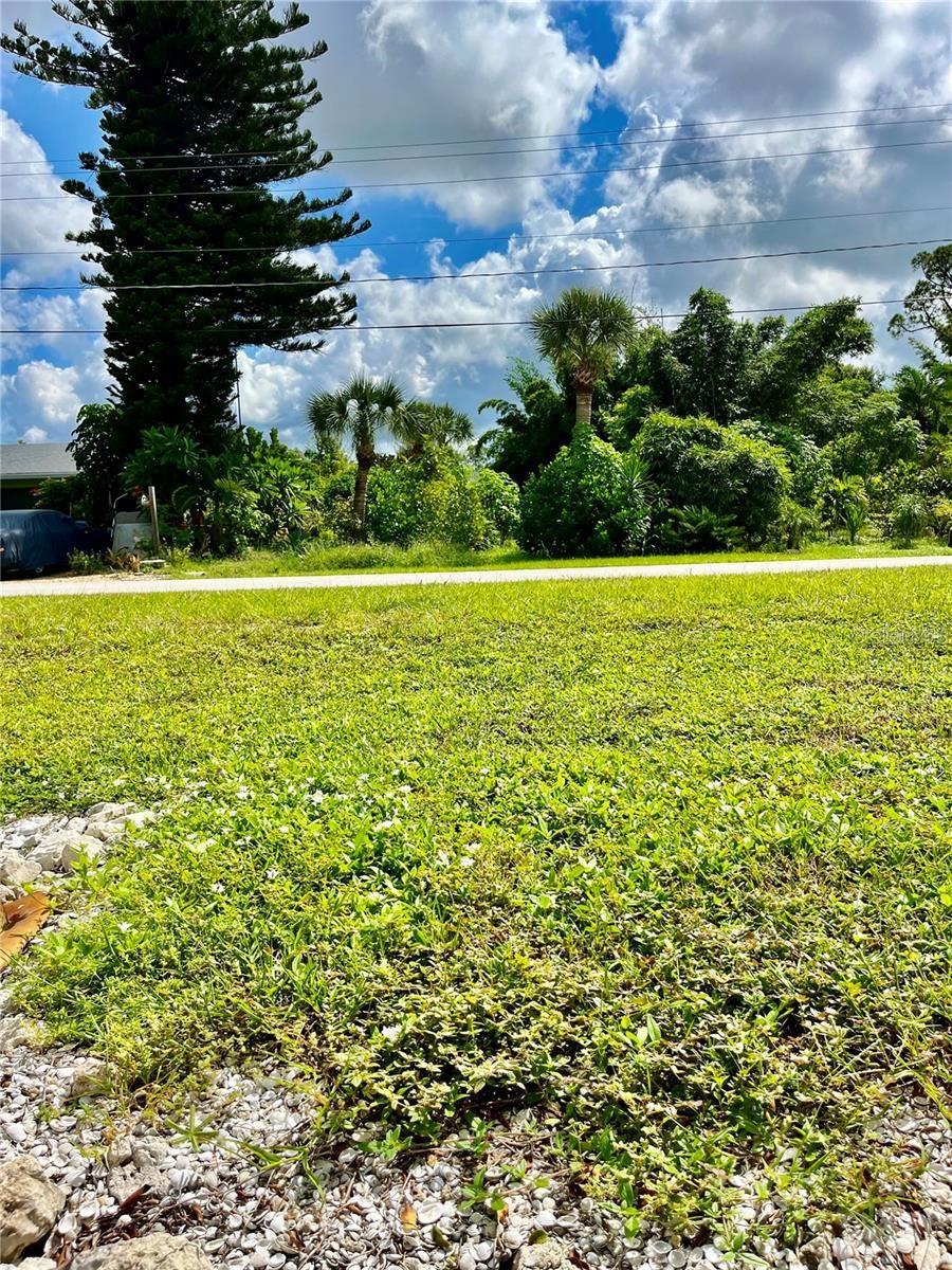 Image 9 of 15 For 1774 Edison Drive