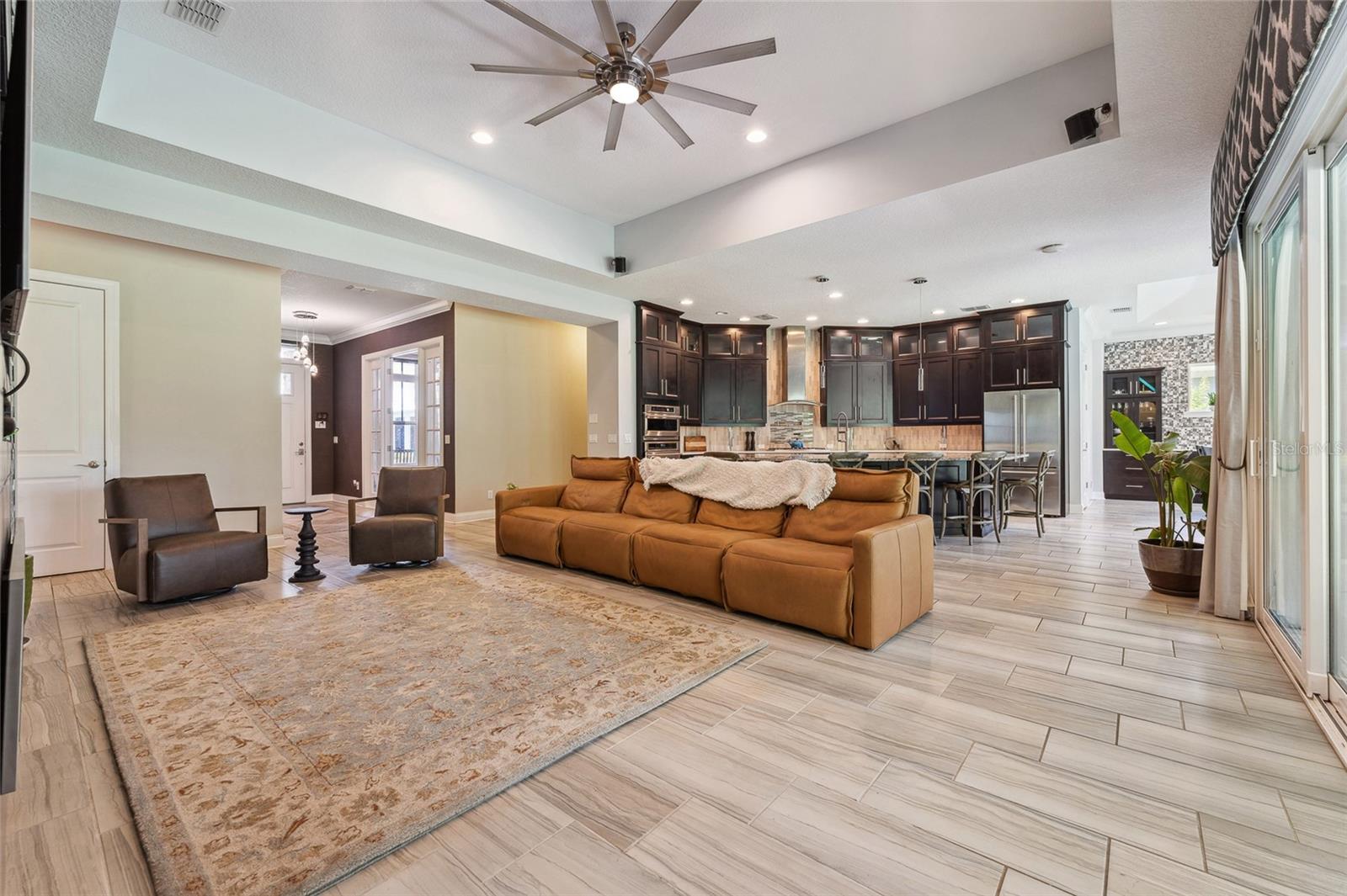 Image 11 of 54 For 13137 Lower Harden Avenue