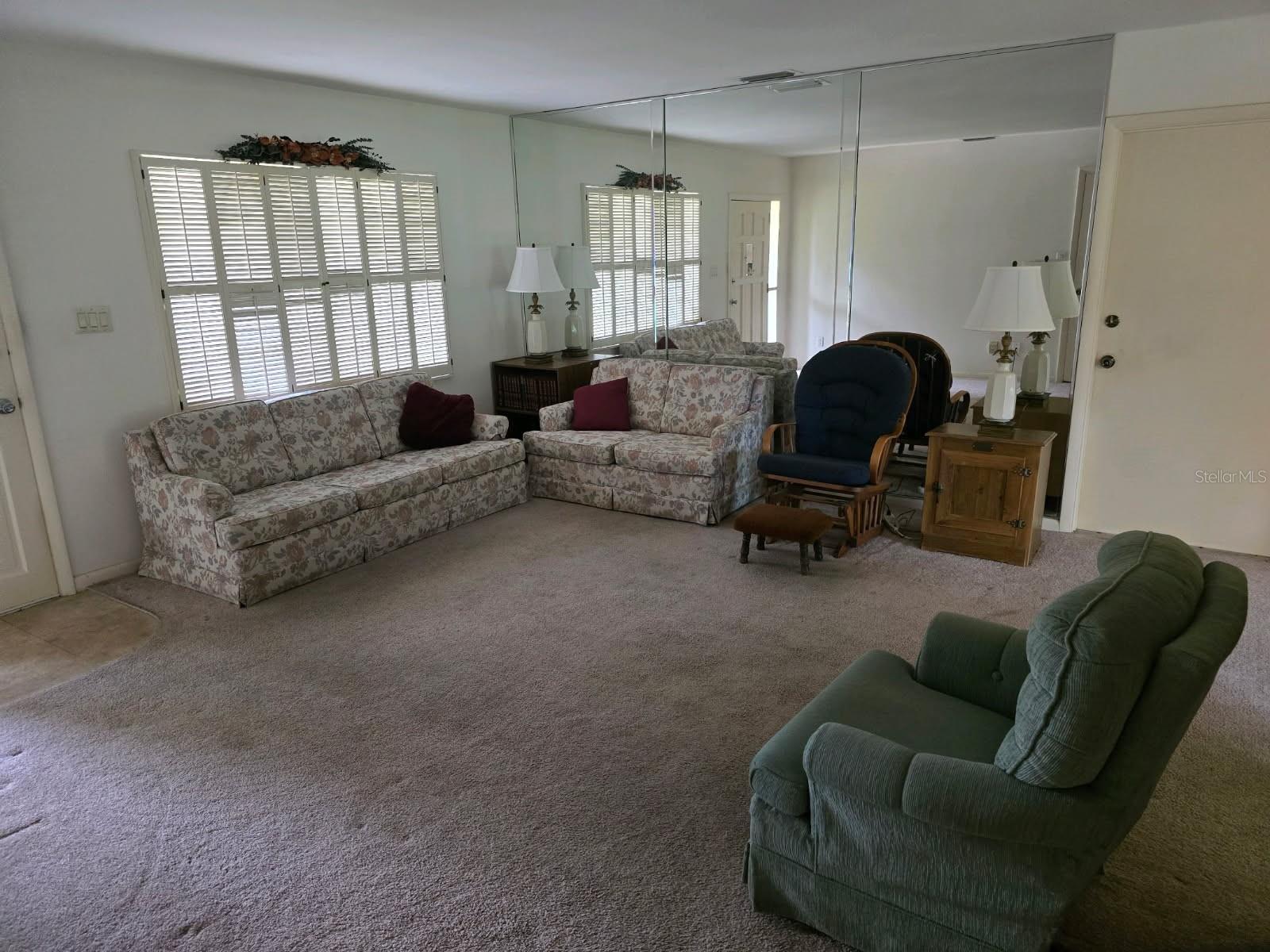 Image 10 of 17 For 9438 Village Green Circle