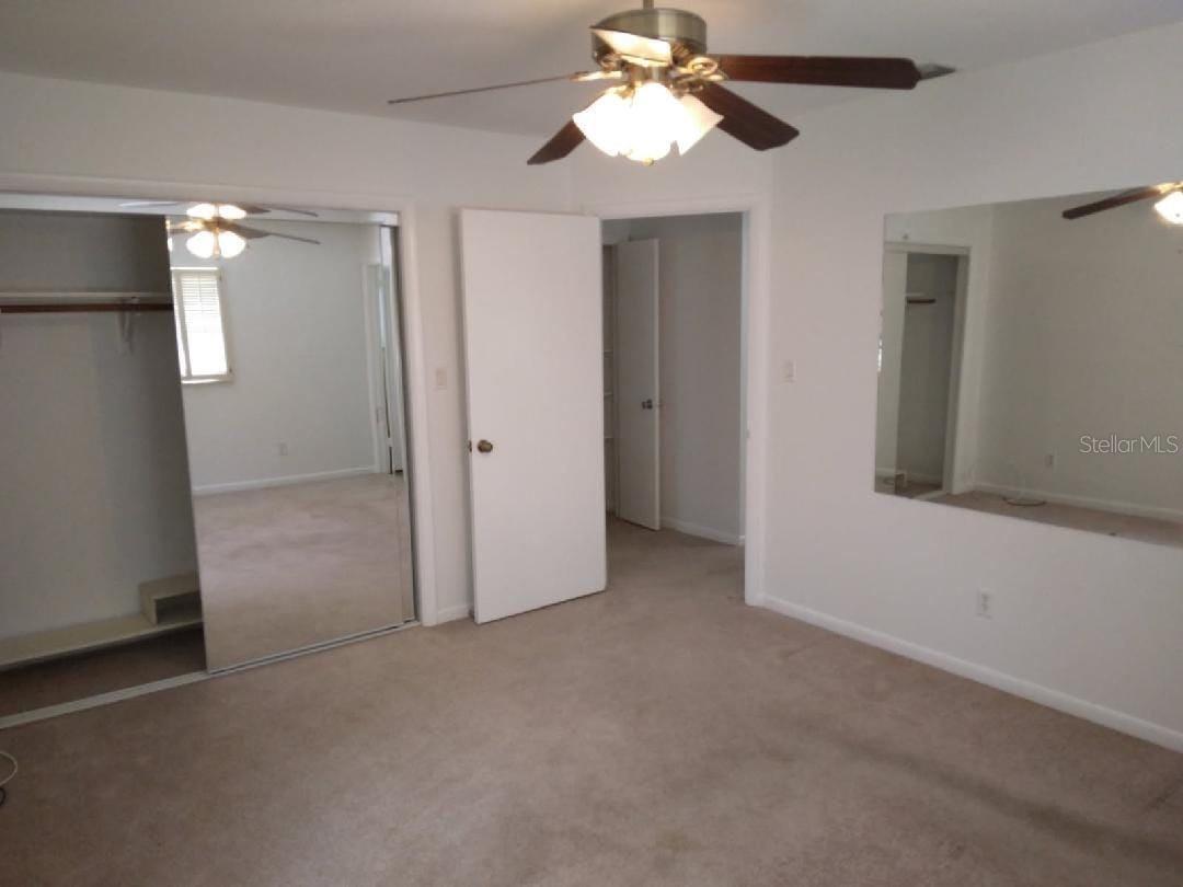Image 4 of 17 For 9438 Village Green Circle