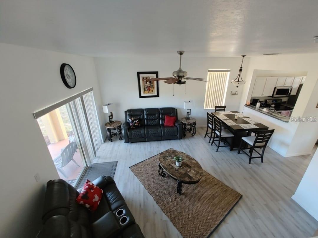 Image 2 of 11 For 4031 Calabria Avenue