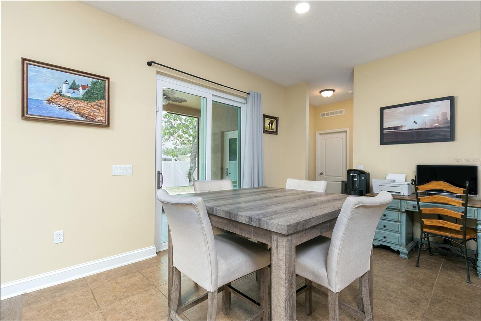 Image 19 of 53 For 420 Tulipwood Lane