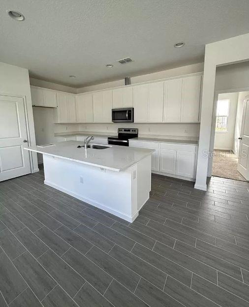Image 2 of 10 For 4350 Davos Drive