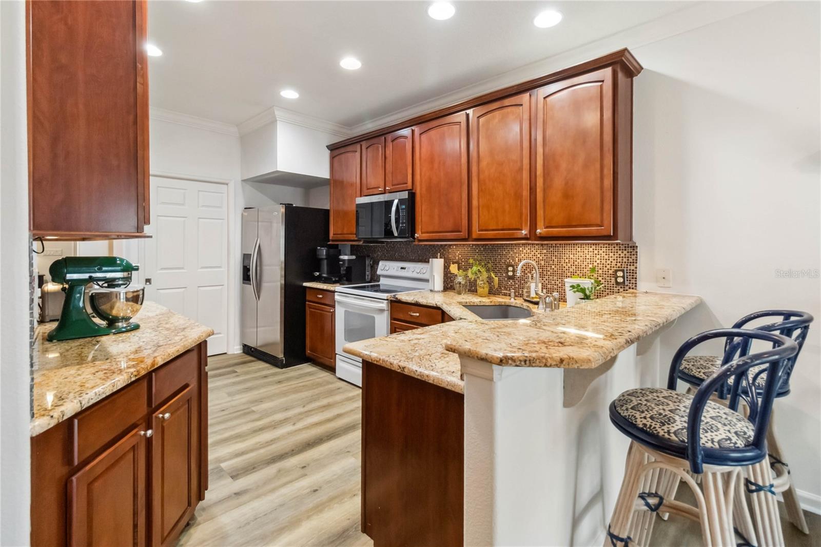 Image 4 of 16 For 9686 Cypress Pine Street