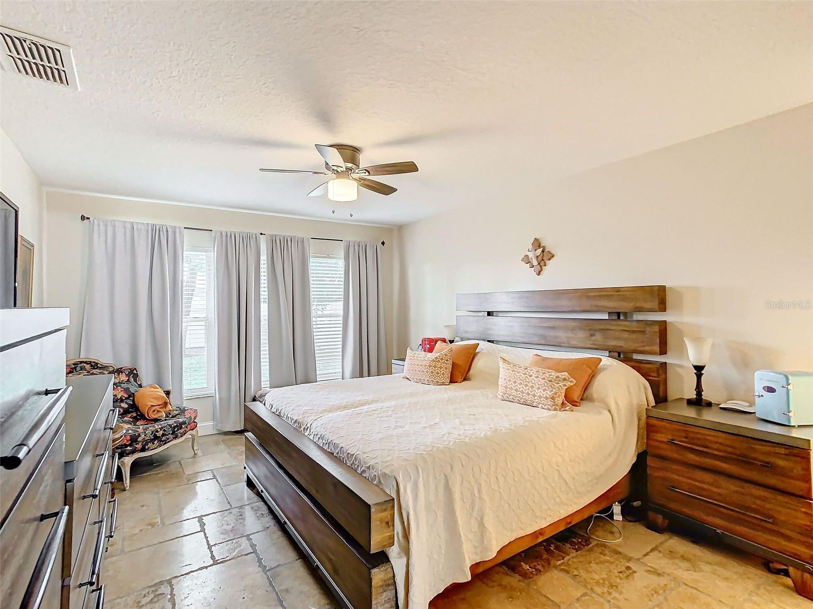 Image 20 of 26 For 6602 Imperial Oak Lane