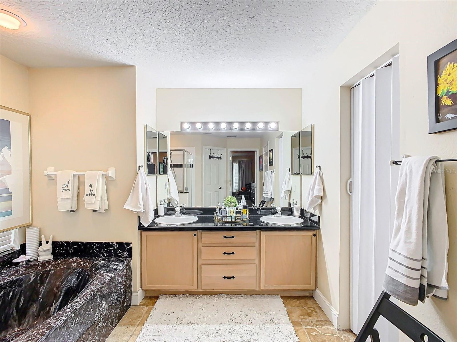 Image 23 of 26 For 6602 Imperial Oak Lane