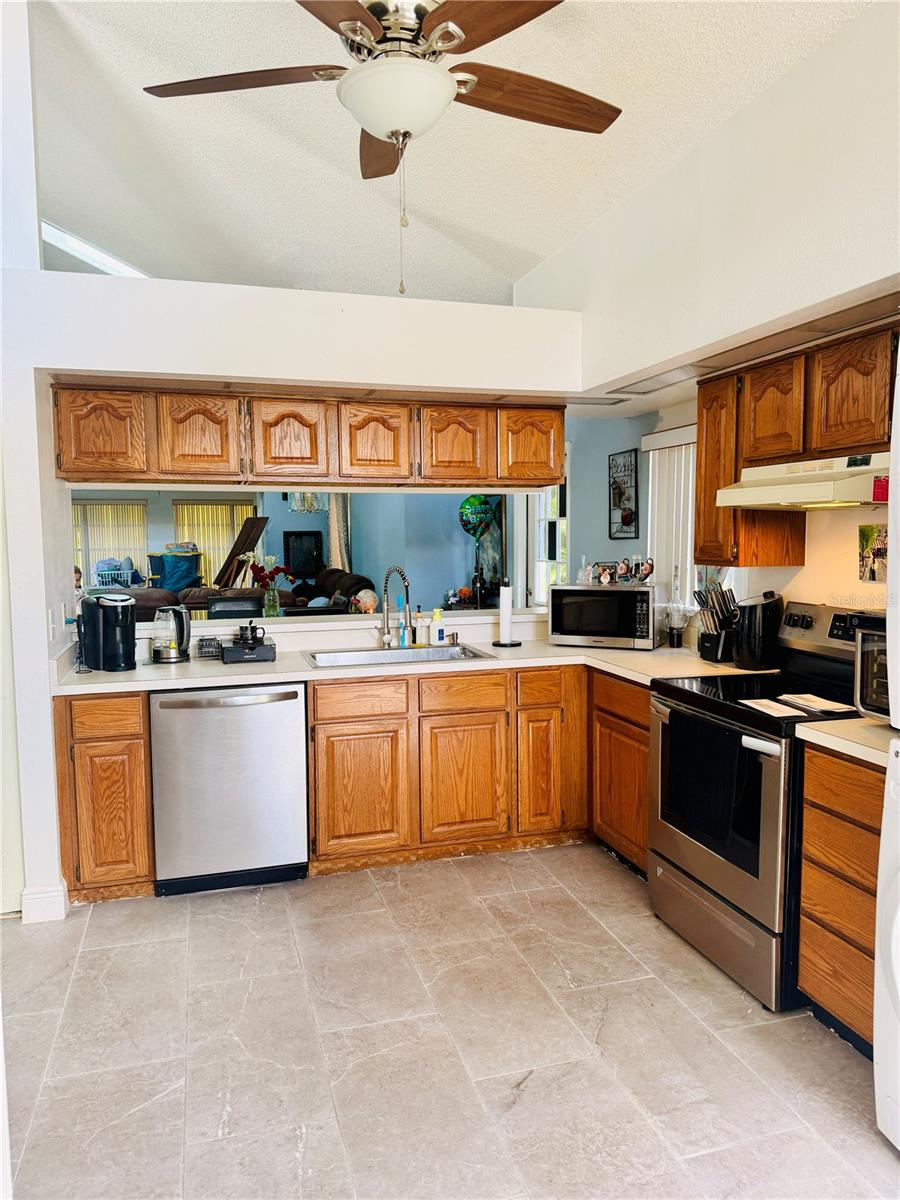 Image 6 of 49 For 11714 Peachstone Lane