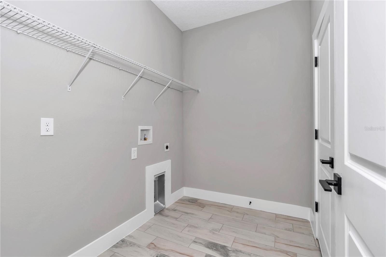 Image 14 of 43 For 8258 136th Terrace
