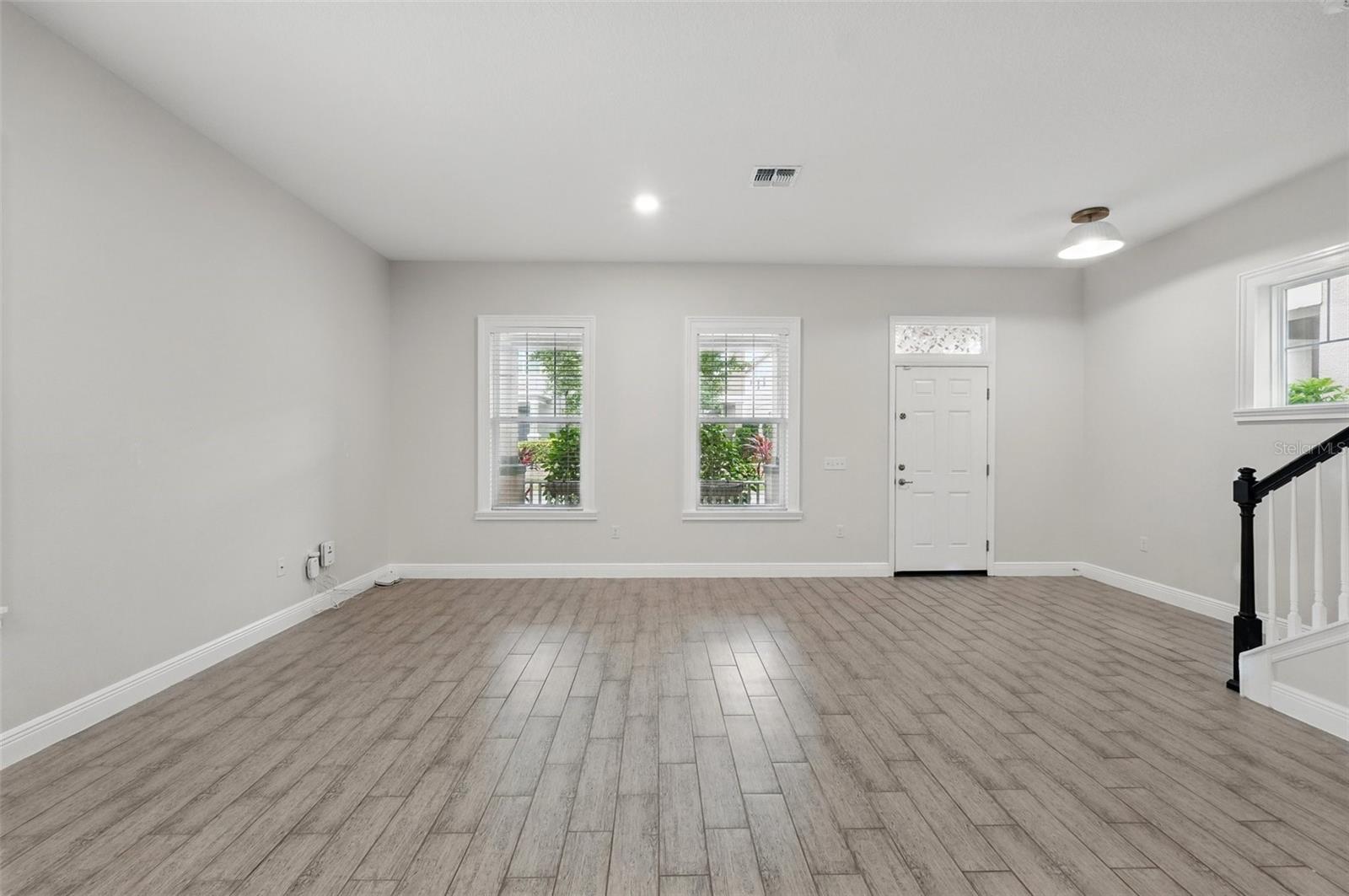 Image 10 of 37 For 9389 Meadow Hunt Way