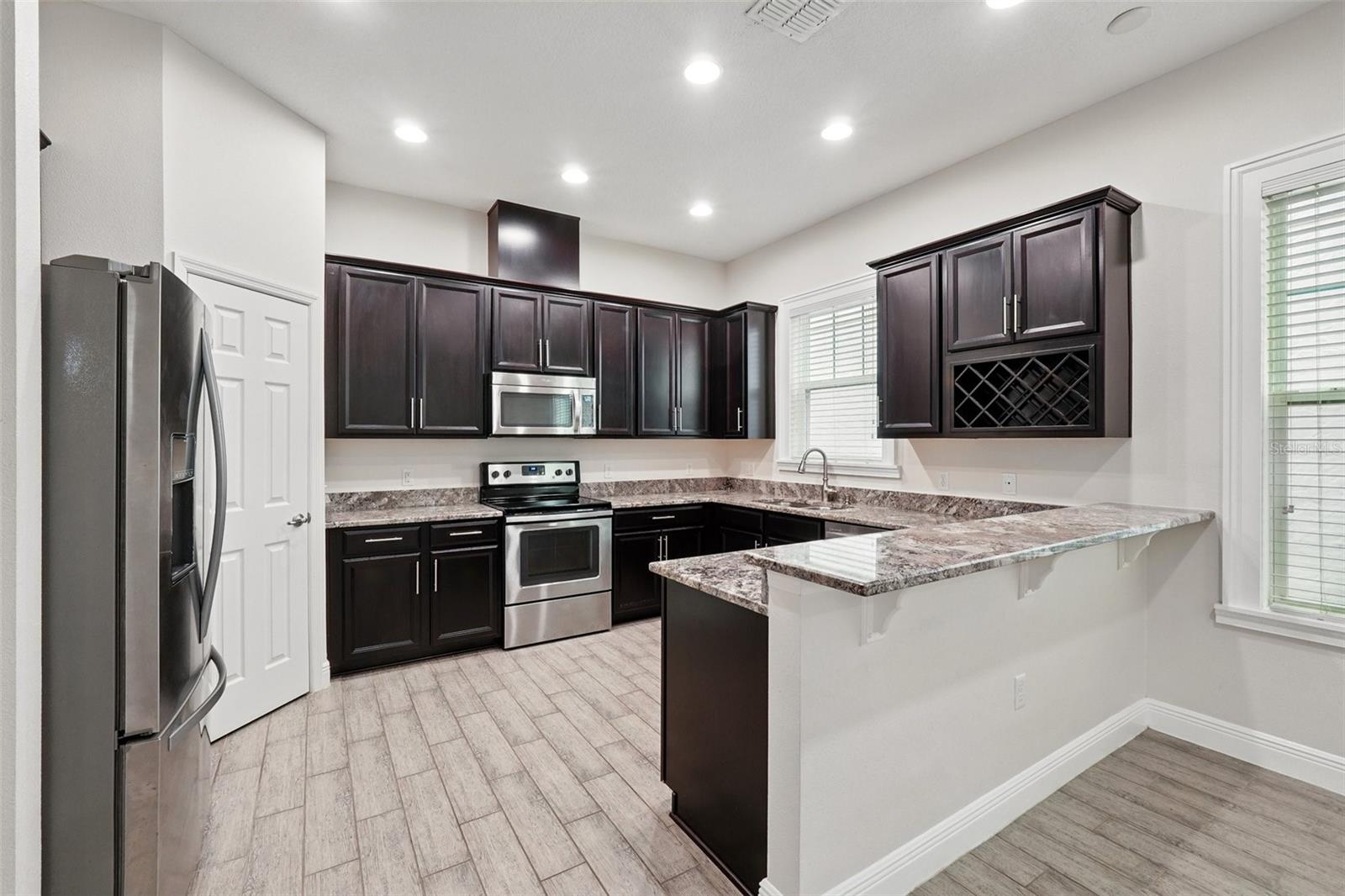 Image 13 of 37 For 9389 Meadow Hunt Way
