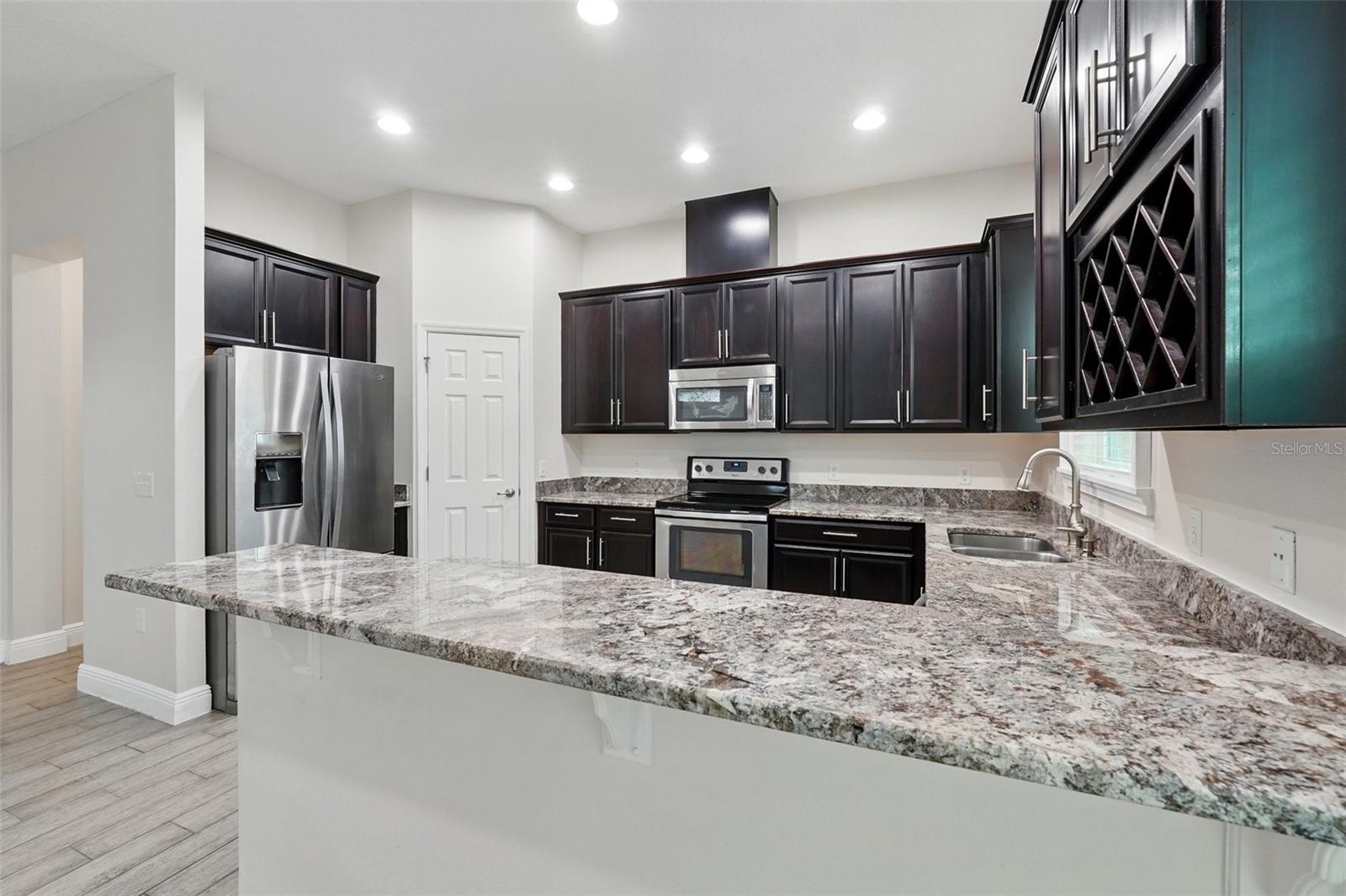 Image 15 of 37 For 9389 Meadow Hunt Way