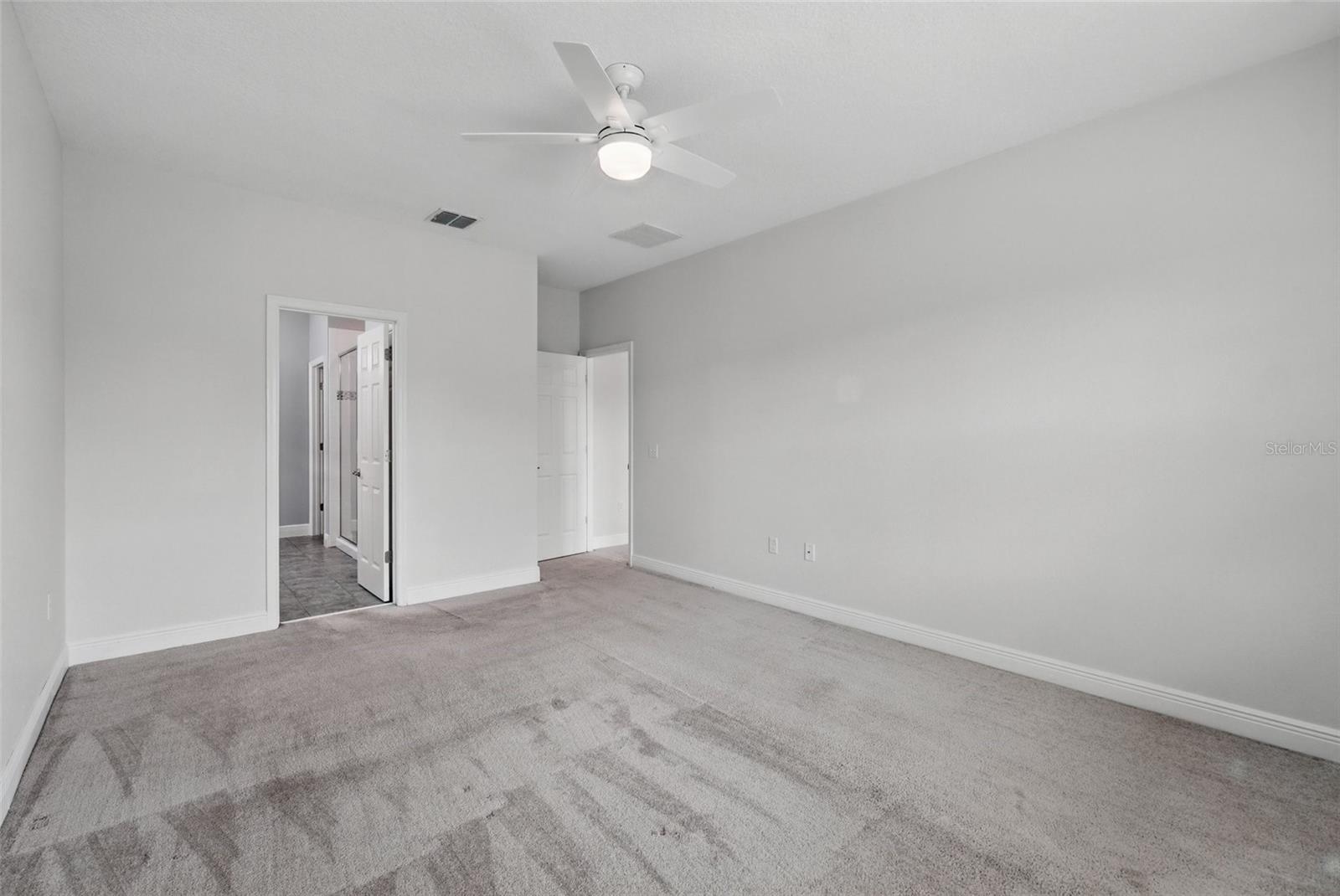 Image 24 of 37 For 9389 Meadow Hunt Way