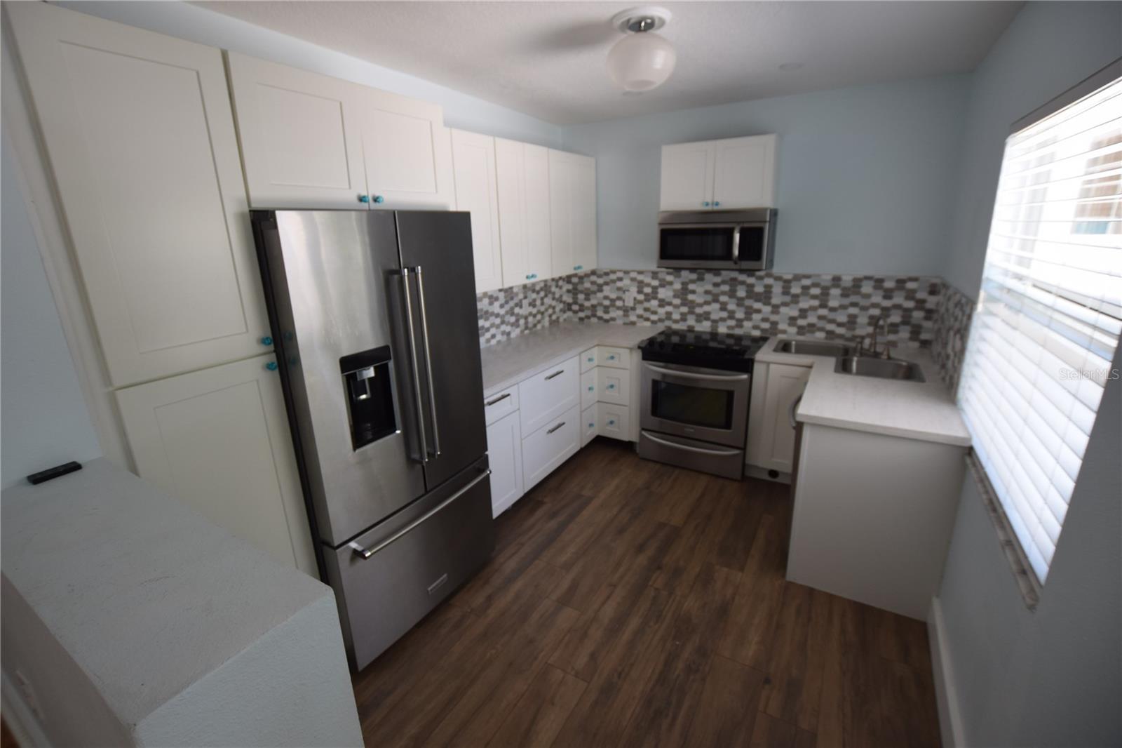 Image 12 of 29 For 2212 Hoffner Avenue