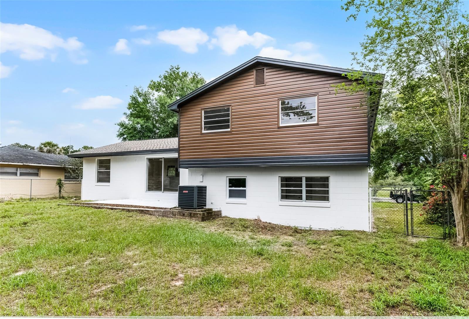 Image 46 of 51 For 7085 Willowwood Street