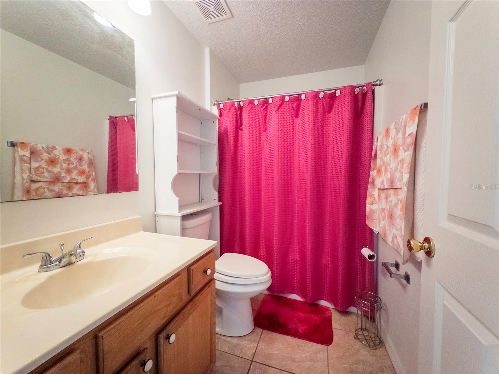 Image 6 of 11 For 212 Ashford Drive