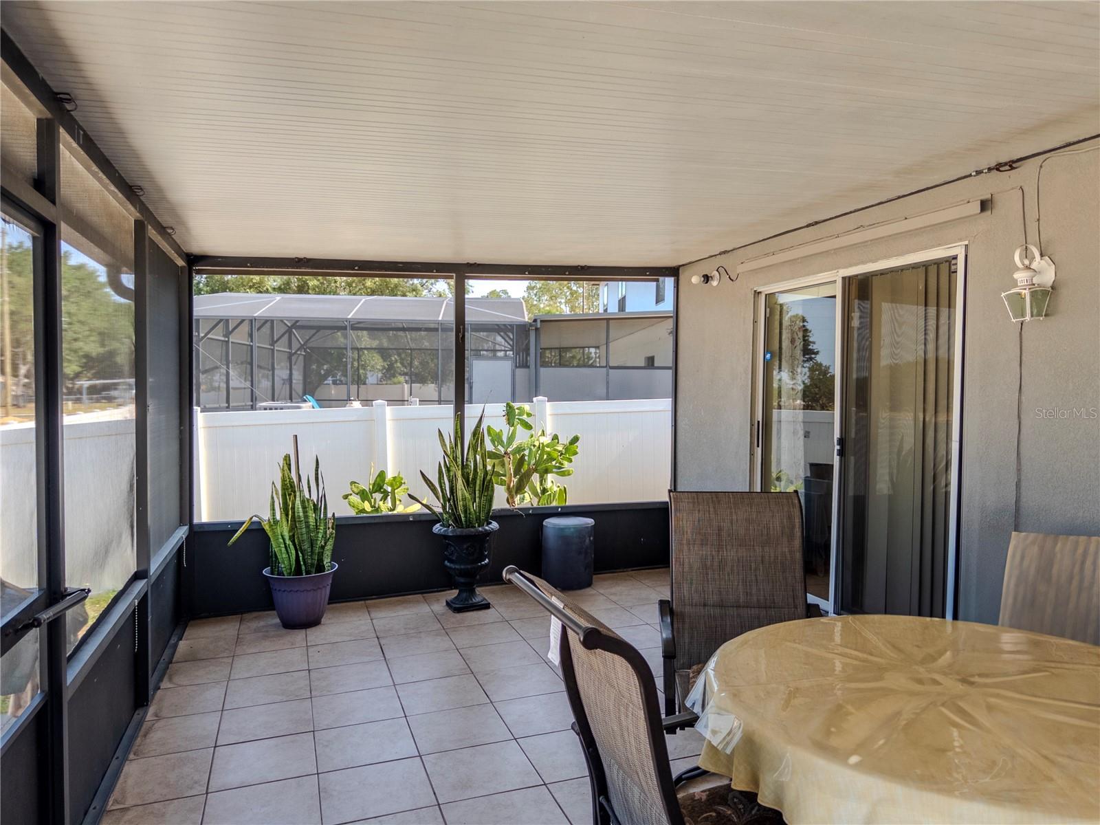 Image 7 of 11 For 212 Ashford Drive